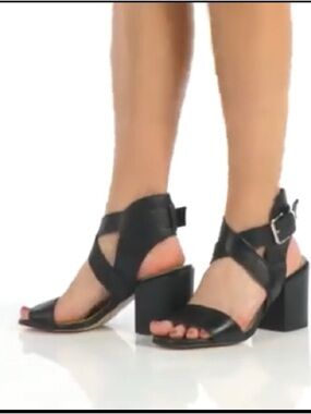 Summit By White Mountain Made In Italy Black Leather Block Heel Sandals  SZ 39